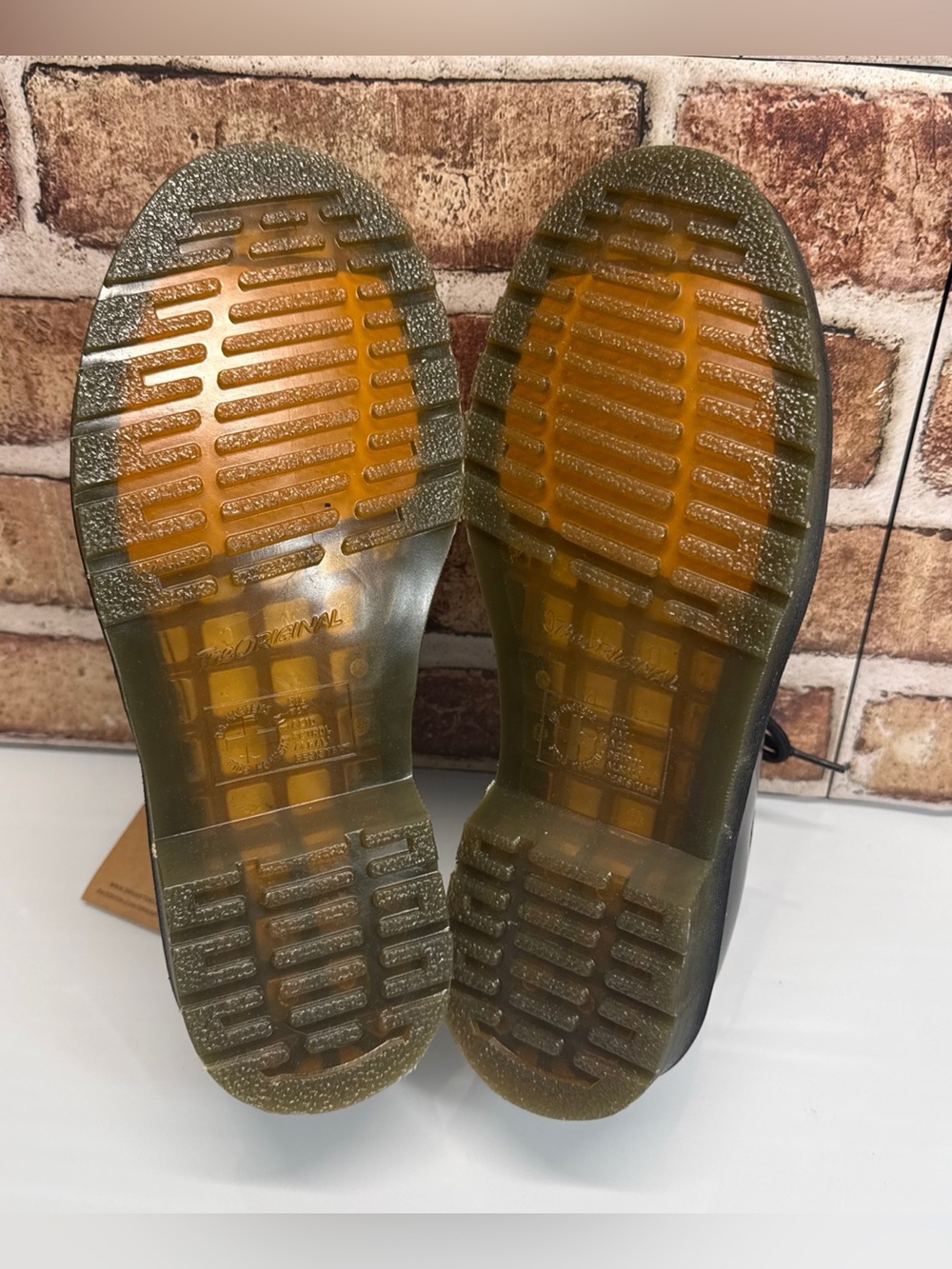 Dr. Martens Oxford Derby Smooth Leather Shoes Men's size 7 (women Sz 8) - Picture 7 of 11